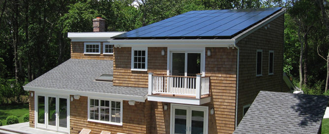 How Much Power Can Solar Energy Generate on a Cloudy Day? Sunergy Systems solar array on a home.