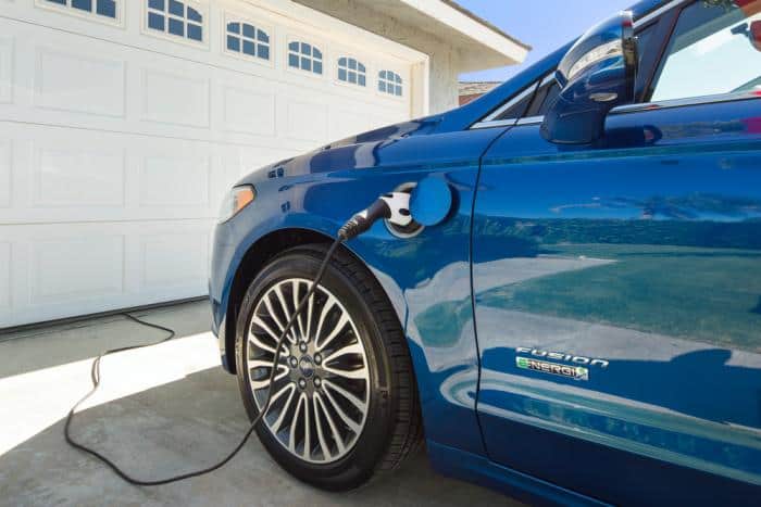 The demand for clean tech like electric vehicles and solar energy continues to rise. See how these two sustainable solutions go hand-in-hand and can help consumers save money.